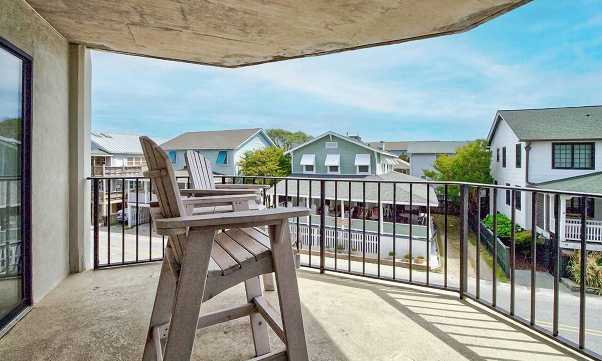 Wrightsville Beach Condo | Ocean Views, Balcony, Pool, STEPS to Beach Restaurants Shops