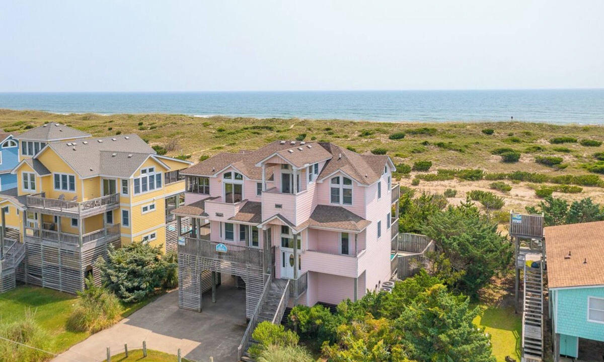 Salvo House | Oceanfront home in Salvo w/Private Pool & Game Room