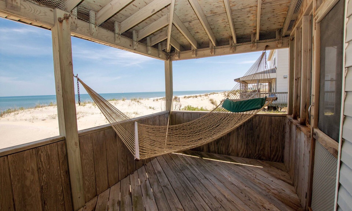 Kitty Hawk House | OCEANFRONT, Ocean Views, Close to Beach, Close to Shopping, KH55, Carolina Dream