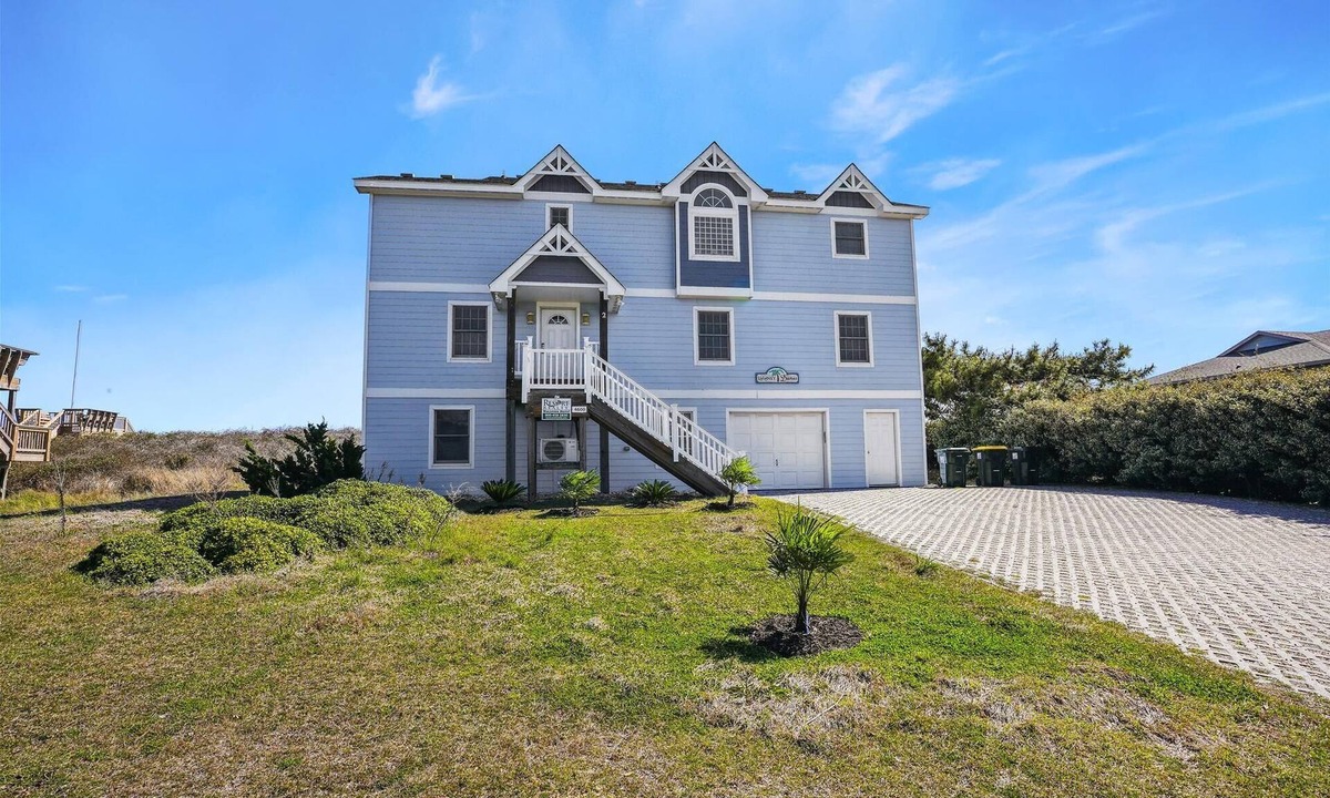 Southern Shores House | Oceanfront, Private Pool, Pool Table, Dog Friendly.Fun for Everyone!