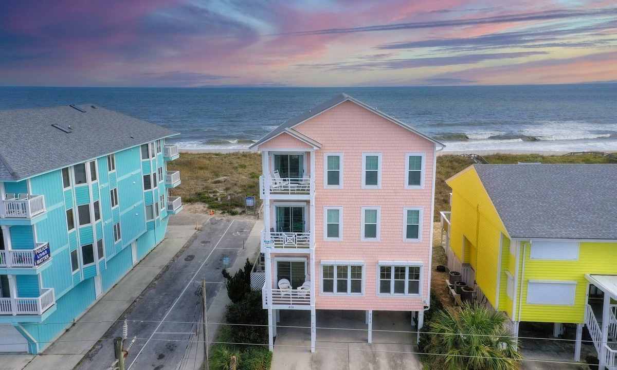 North Carolina Coast Condo | Oceanfront with Amazing Views!