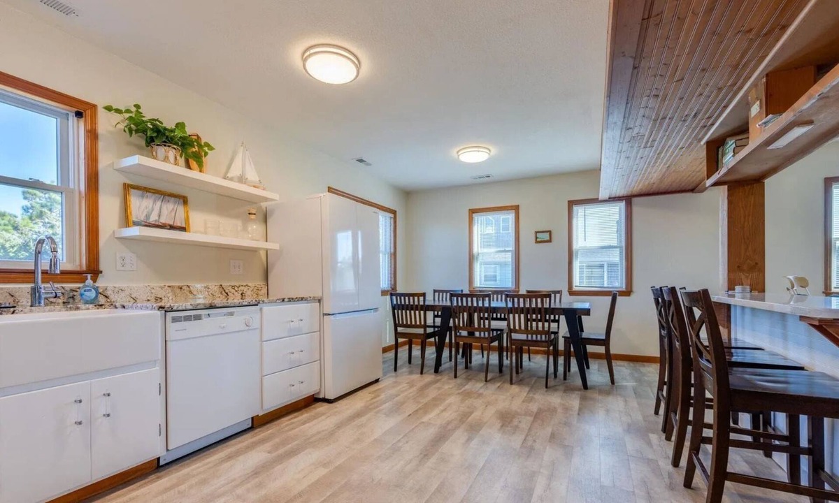Rodanthe House | Oceanside Family Retreat: Walk to Beach & Ice Cream