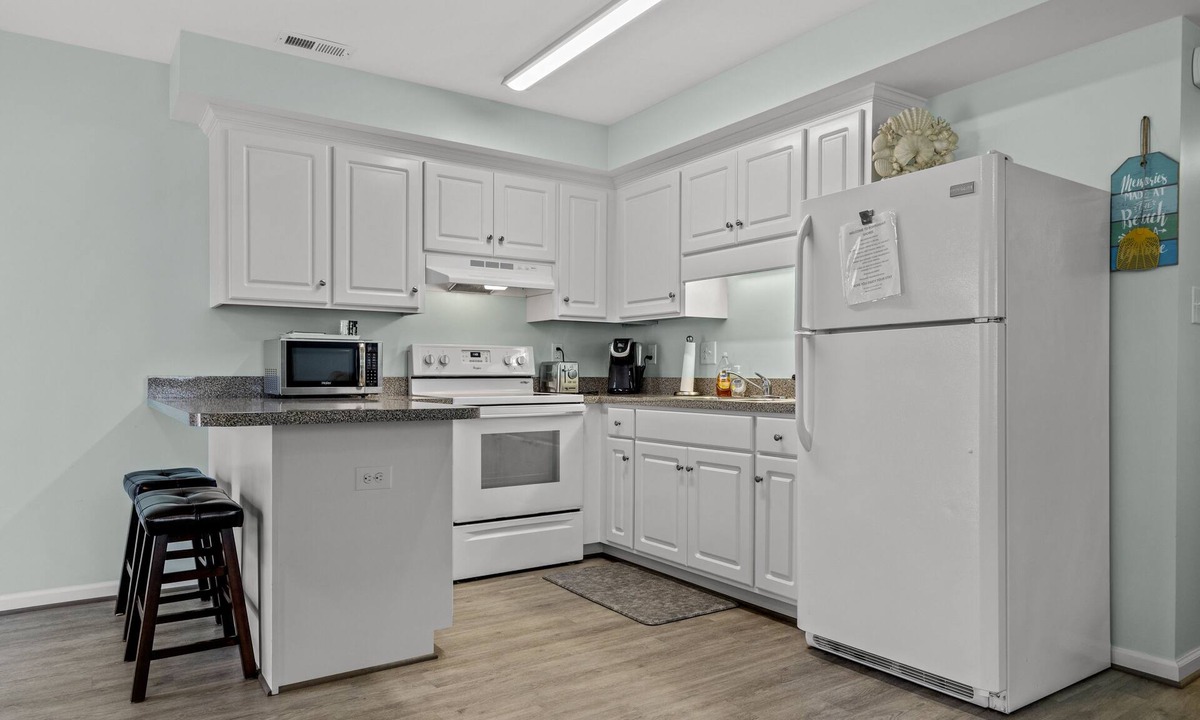 Atlantic Beach Condo | Oceanside/Pet Friendly Condo-Boardwalk Shores D