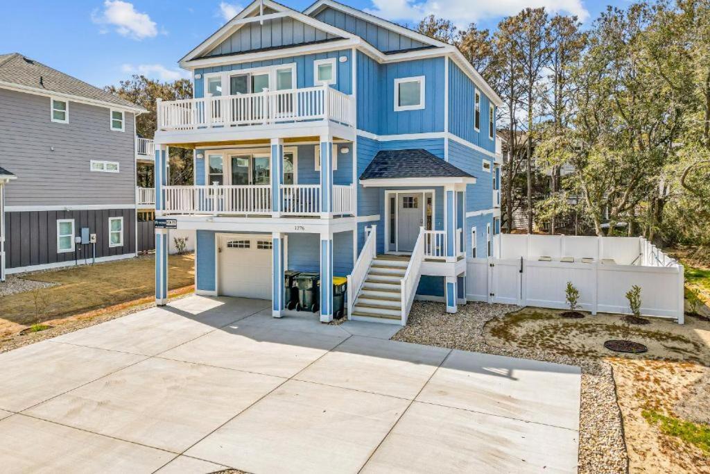 Corolla House | Oceanside, Private Pool, Hot Tub, Close to Lighthouse, Community Amenities, VOH23, The Strandhaus