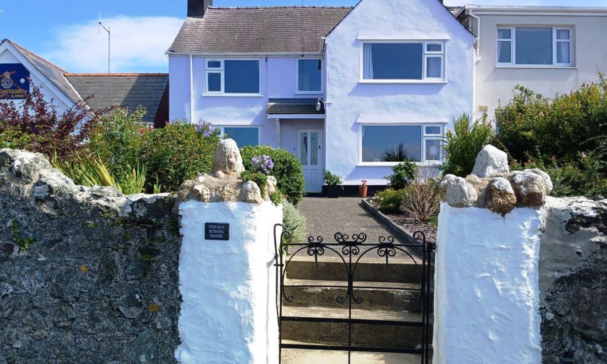 Cemaes Bay House | Old School House, Cemaes Bay