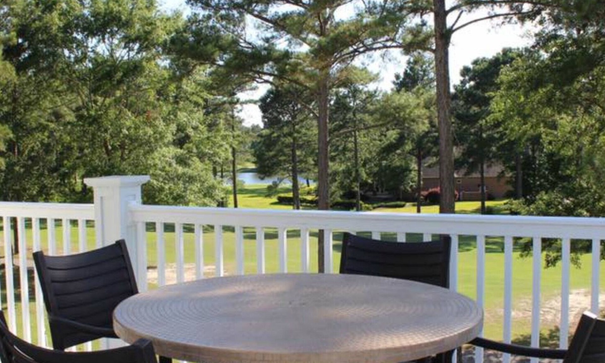 Calabash Condo | On The Golf Course! Steps From The Pool! 10 Minutes From Sunset Beach!