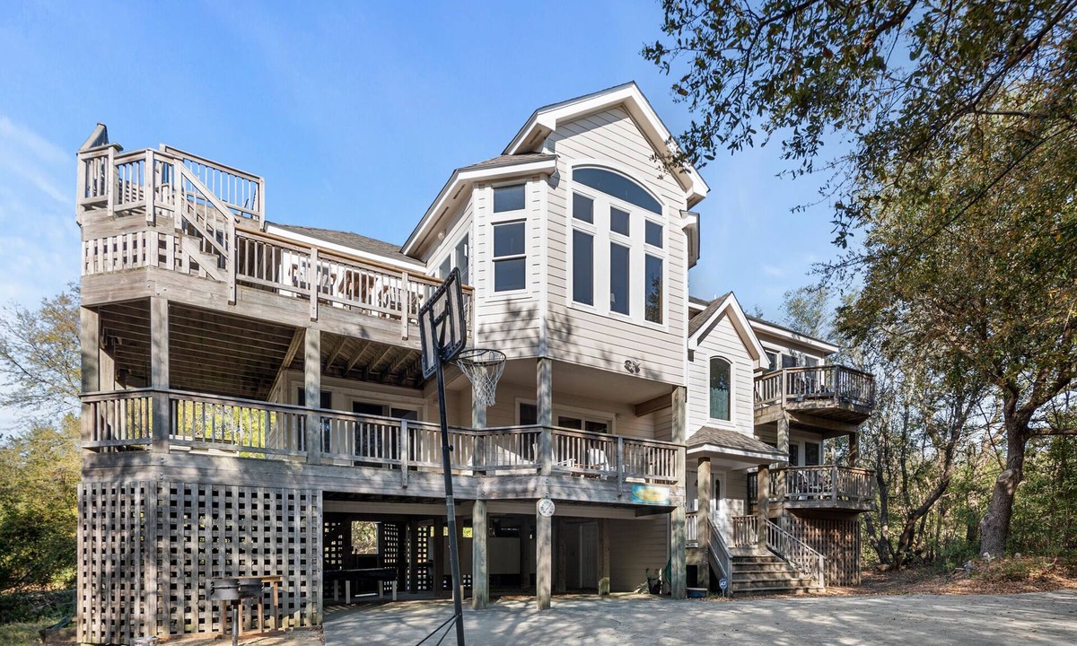 Kitty Hawk House | One Particular Harbour: Private Pool & Hot Tub, Short Walk to the Beach