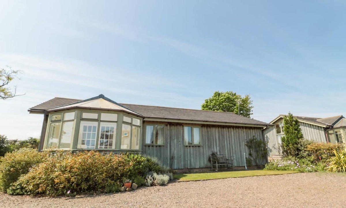South Charlton Cabin | Orchard Lodge, Warkworth
