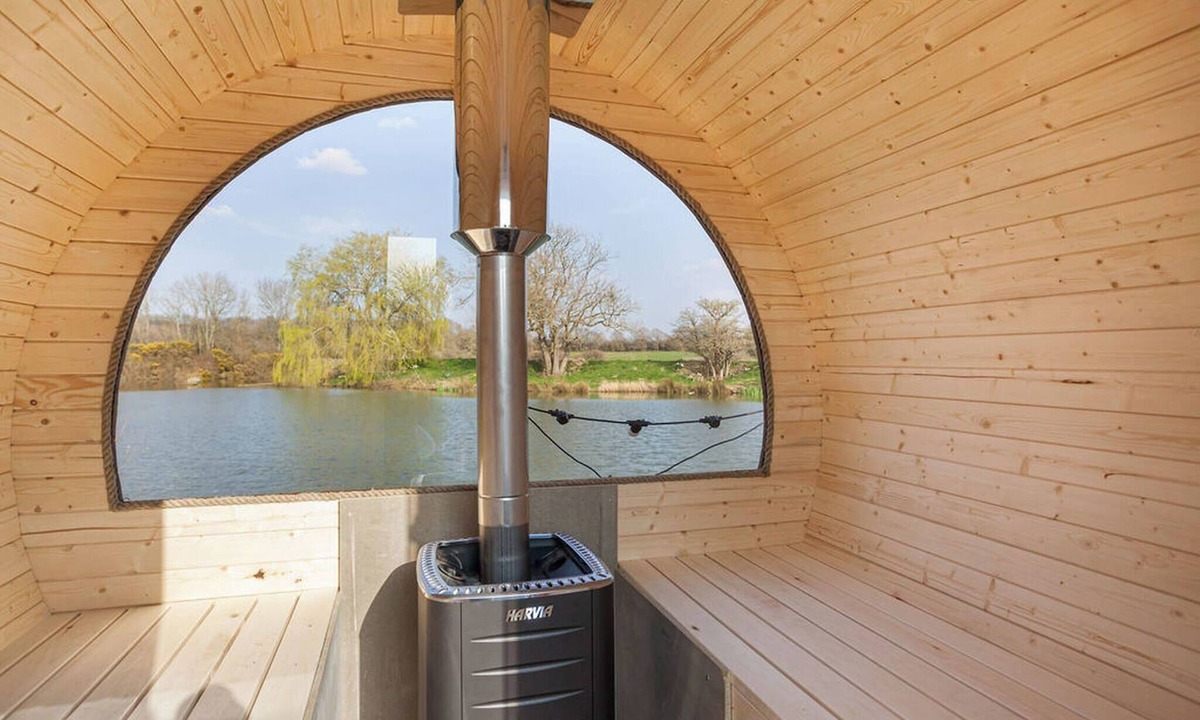 Henfield Cabin | Orchard View Shepherds Hut
