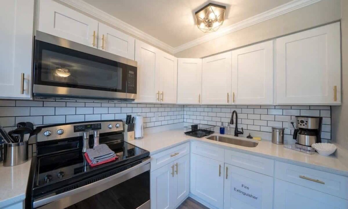 East Ocean View Apartment | OV Mosaic - Aloe Suite
