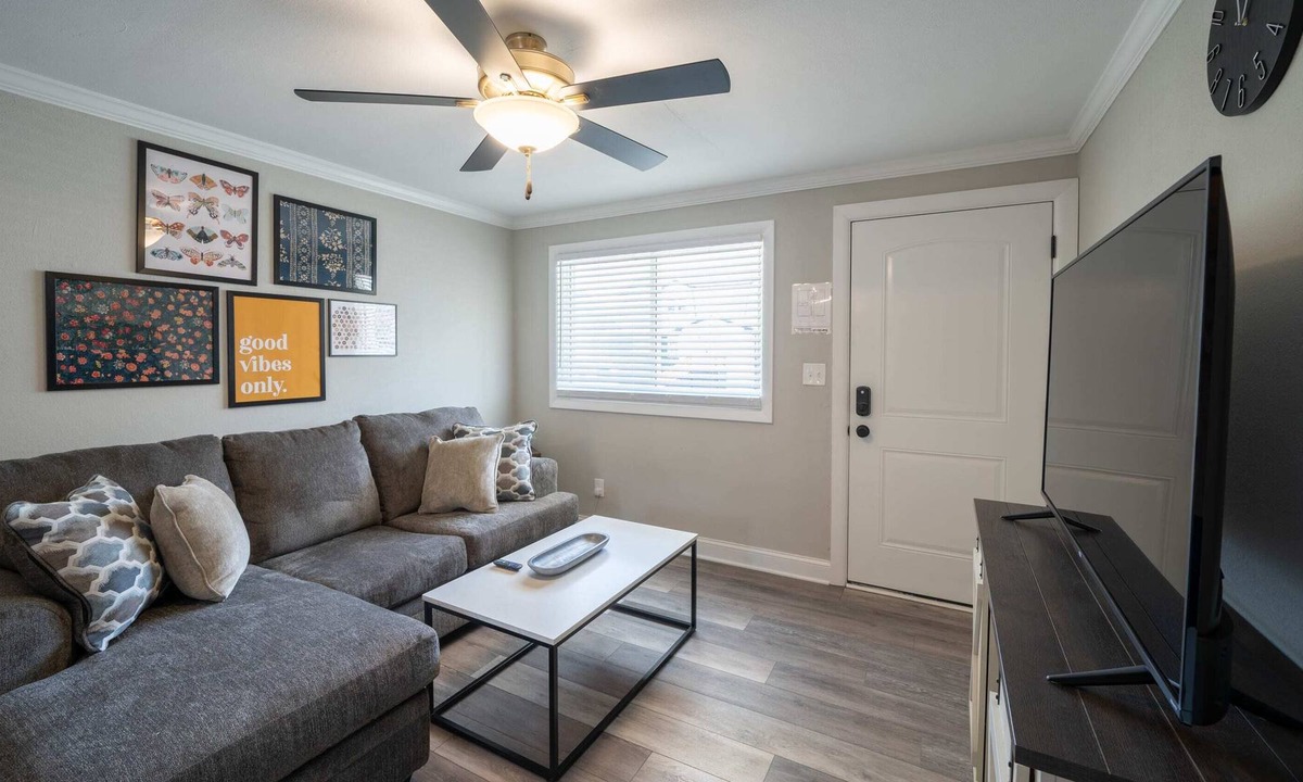 East Ocean View Apartment | OV Mosaic - Serene Suite