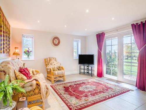 Lower Wick House | Paddock Barn