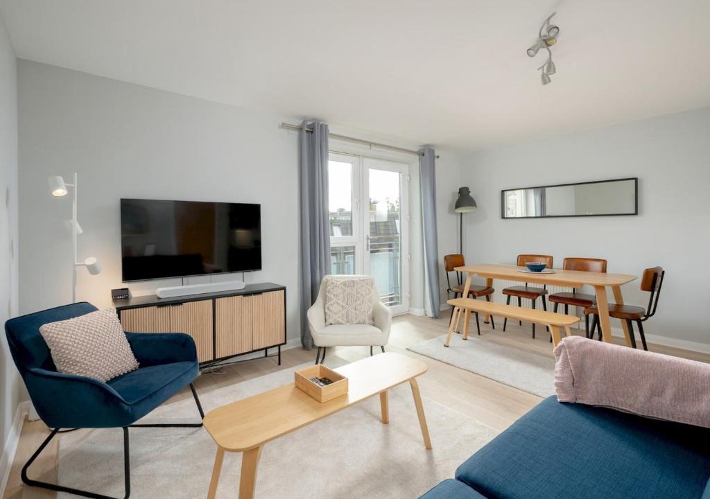 Tollcross Apartment | Pass the Keys Spacious Bright Modern Edinburgh City Flat