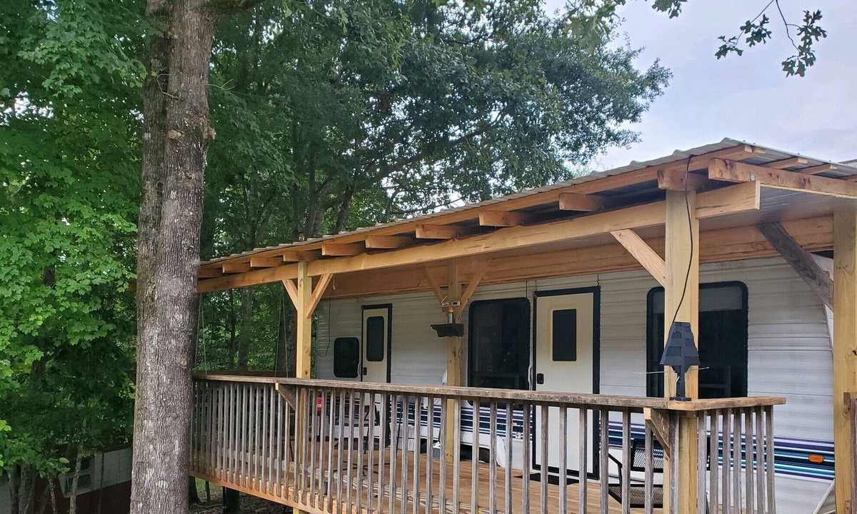 Salem House | Peaceful Retreat