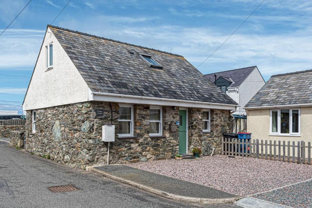Cemaes Bay House | Penrhyn Cottage