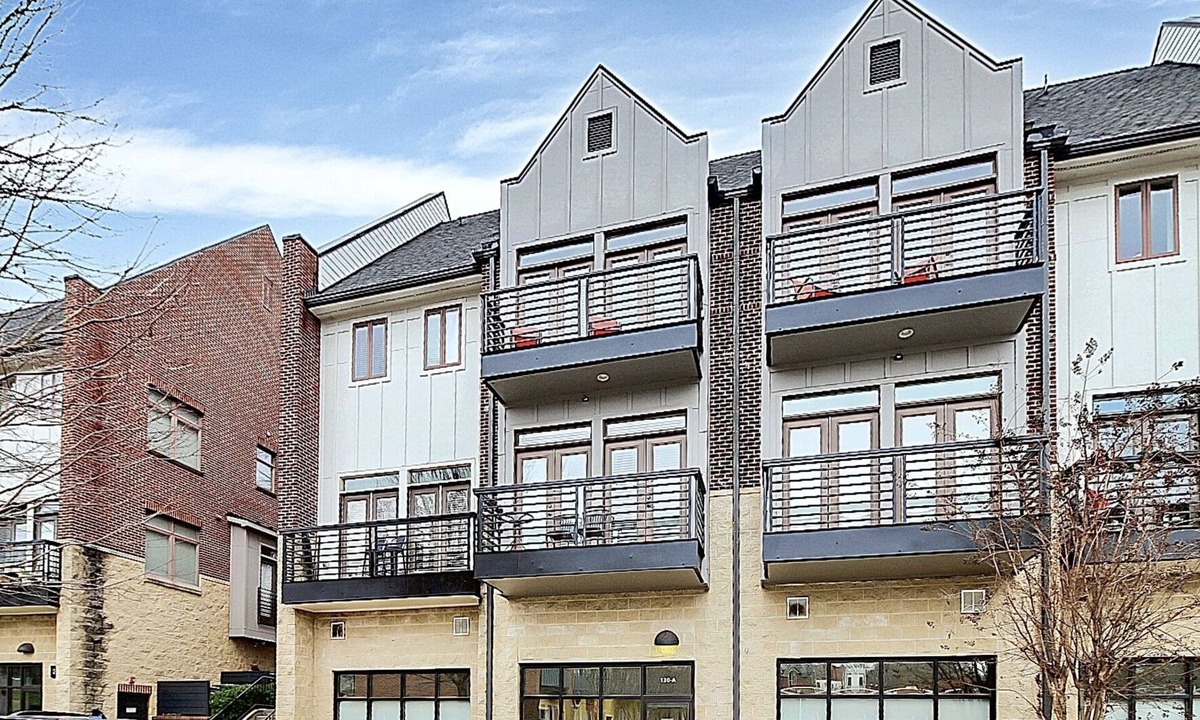 Mount Mourne Apartment | Penthouse in Davidson NC