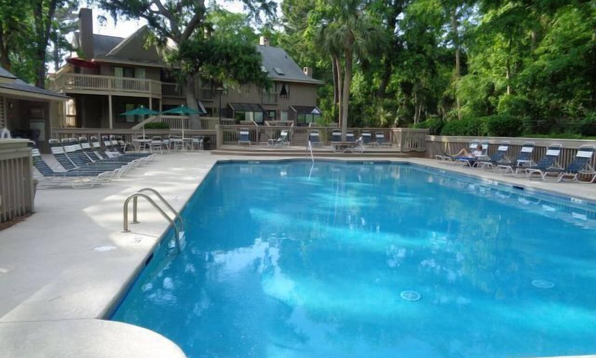 Shipyard Plantation Condo | Perfect couples retreat close to Shipyard Beach Club 193 Beachwalk
