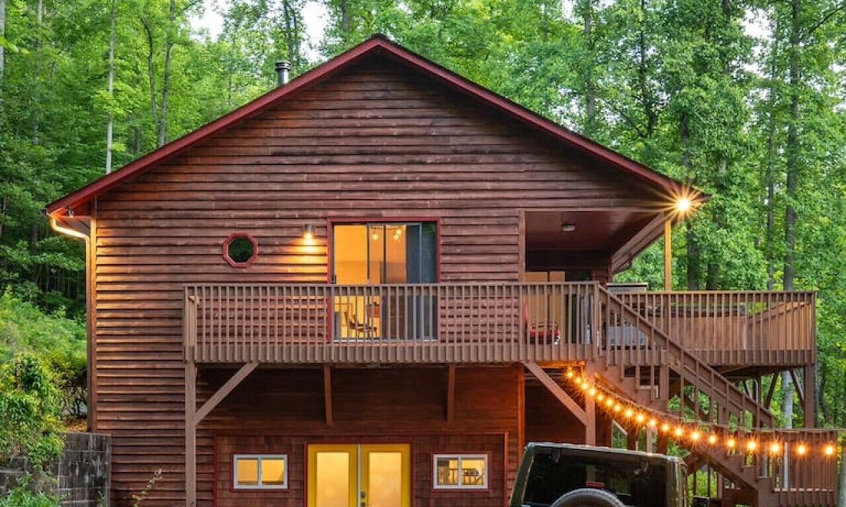 Gerton Apartment | Perfect Luxe Retreat w/Hot Tub