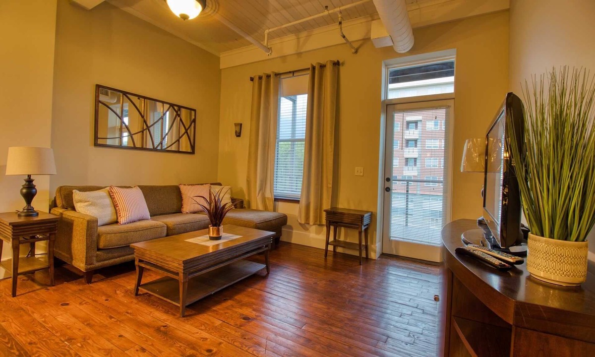 Downtown Asheville Condo | Pet Friendly Condo in the Heart of Downtown