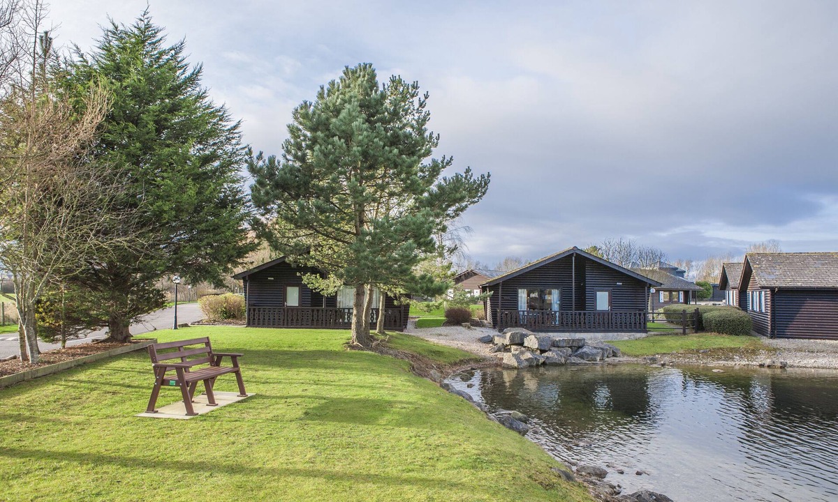 Warton Apartment | Pine Lake Resort
