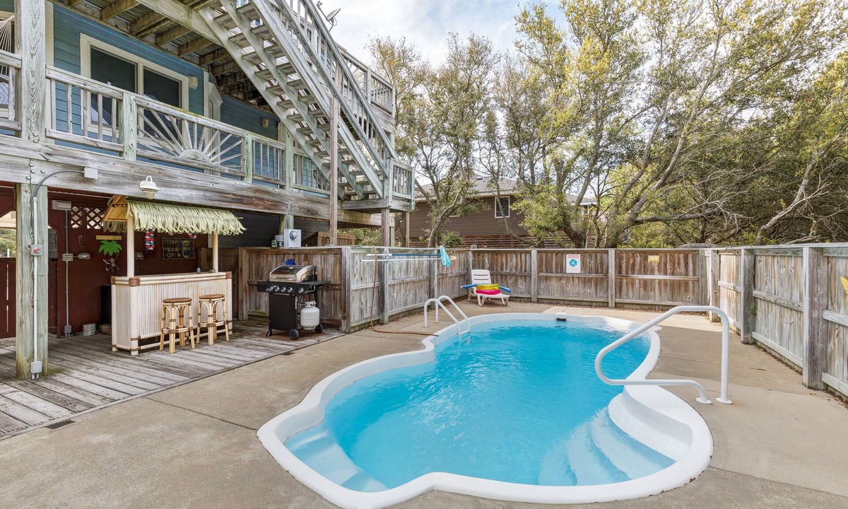 Ocean Sands House | Pool, Hot Tub, Tiki Bar.Bring Fido Too!