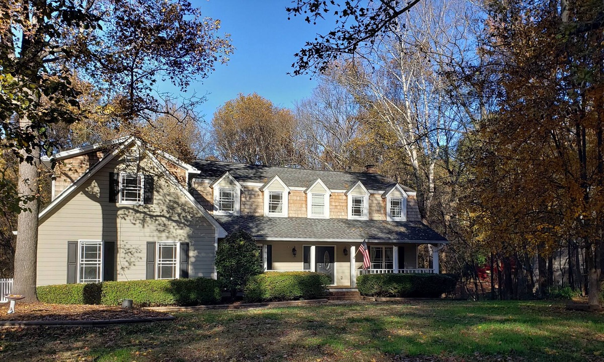Providence Plantation House | Premium Private Family Home: Pool, Hot Tub & Arcades! NOT A PARTY HOUSE!
