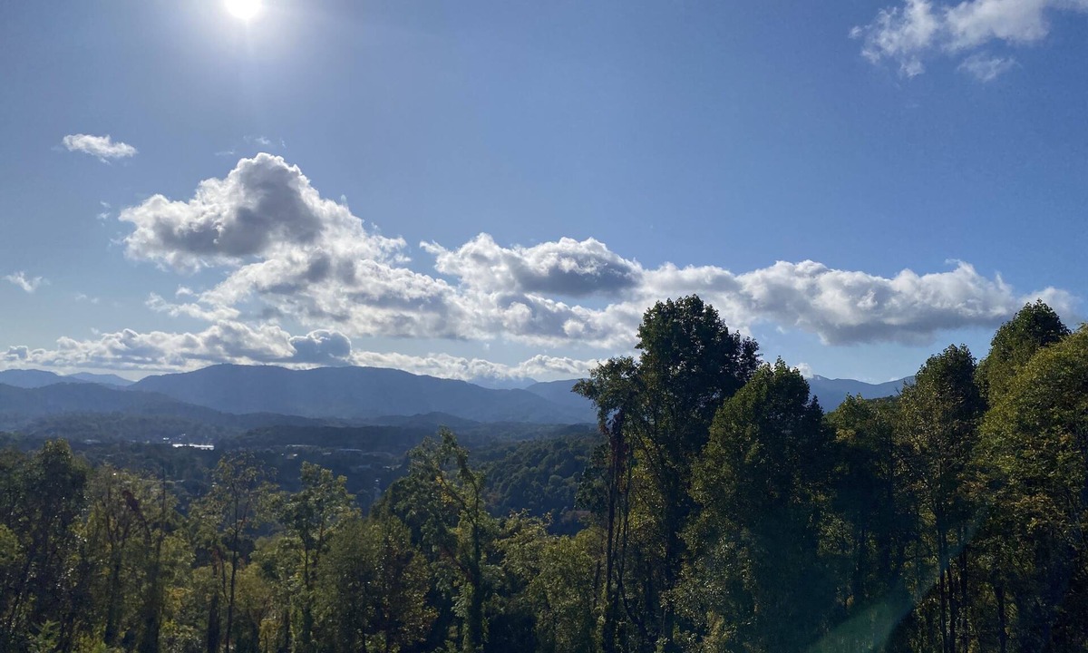 Waynesville House | Private 48 Acre Mountain Estate overlooking Lake Junaluska