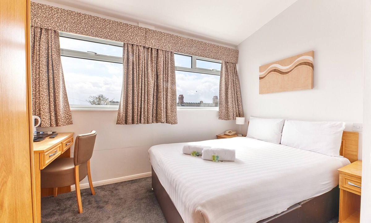 Jesmond Bed & Breakfast | Properties Unique | Dene Rooms Double 33