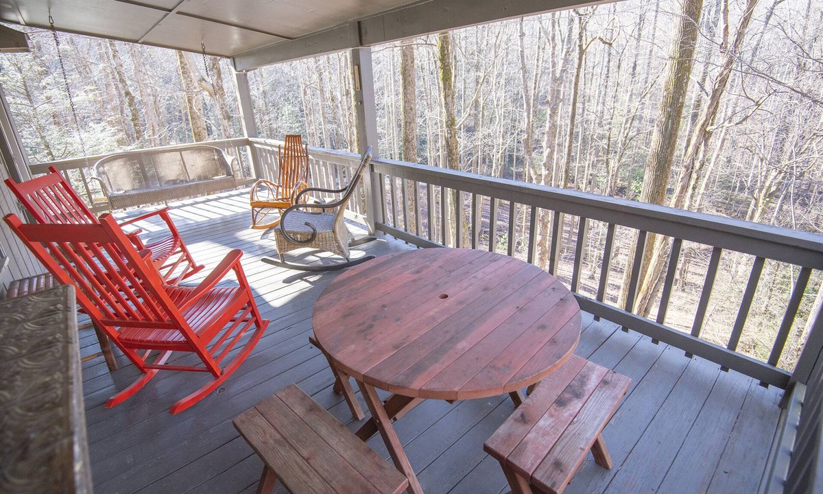 Gerton House | Quaint mountain cabin nestled in the woods, midway between Asheville & Lake Lure