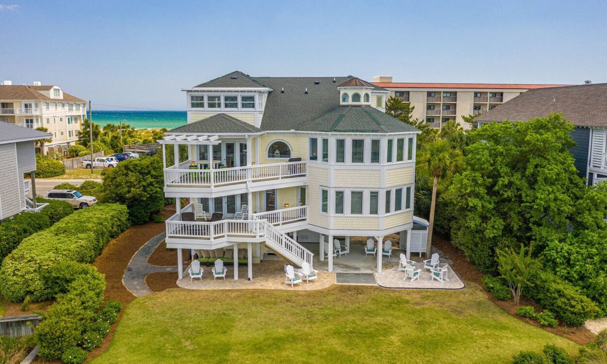 Shell Island House | RARE Oceanside 5BR Waterfront Home w/pvt Dock!