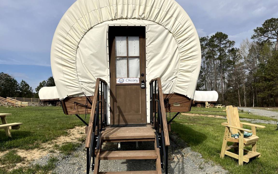 Lillington RV Rental | Recreational vehicle (RV) ∙ 1 bedroom ∙ 4 guests