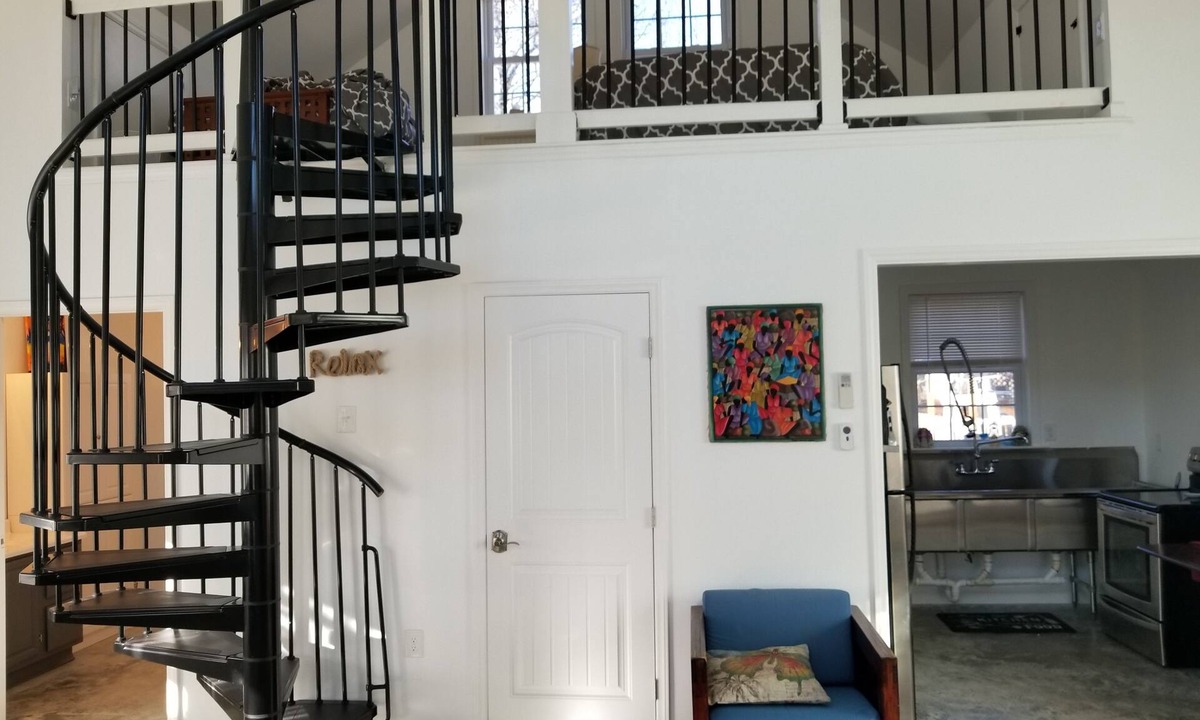 Greensboro Cottage | Relax in a Resort like setting