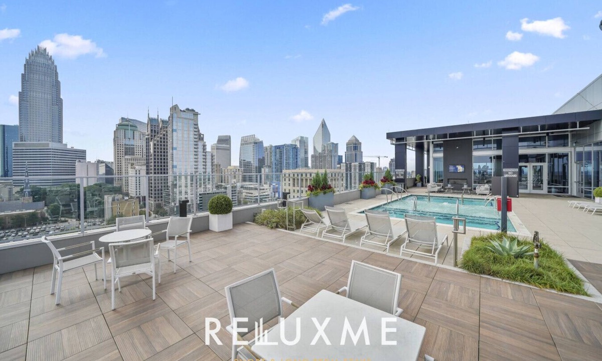 Fourth Ward Condo | Reluxme|Uptown 2BR w/Hot Tub, Gym, Pools & Views