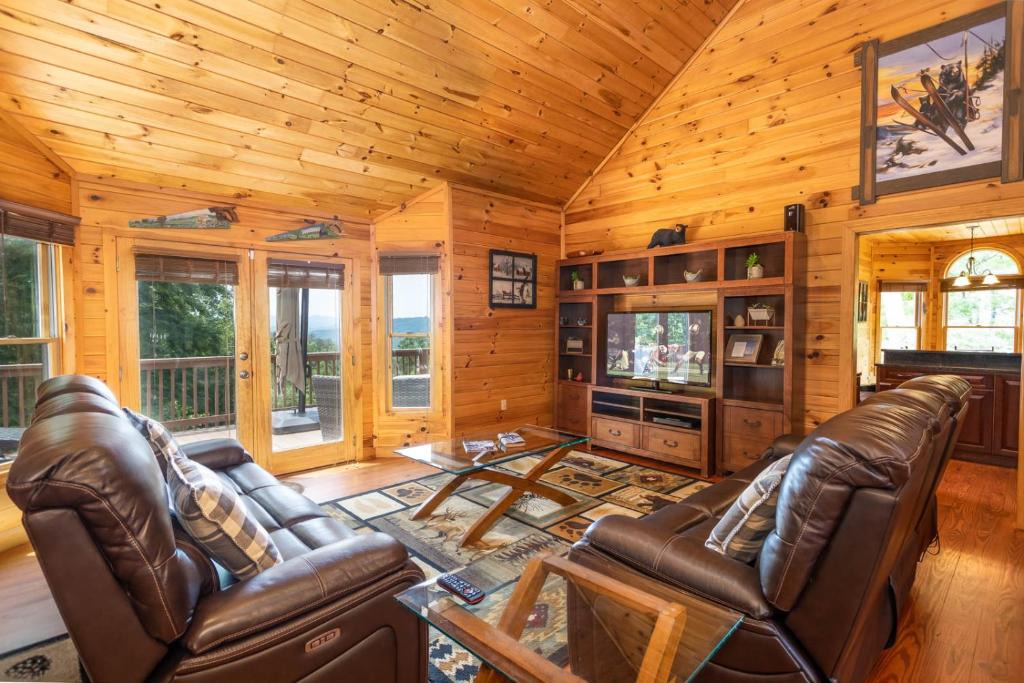 Marion House | Rest at Mountain Crest