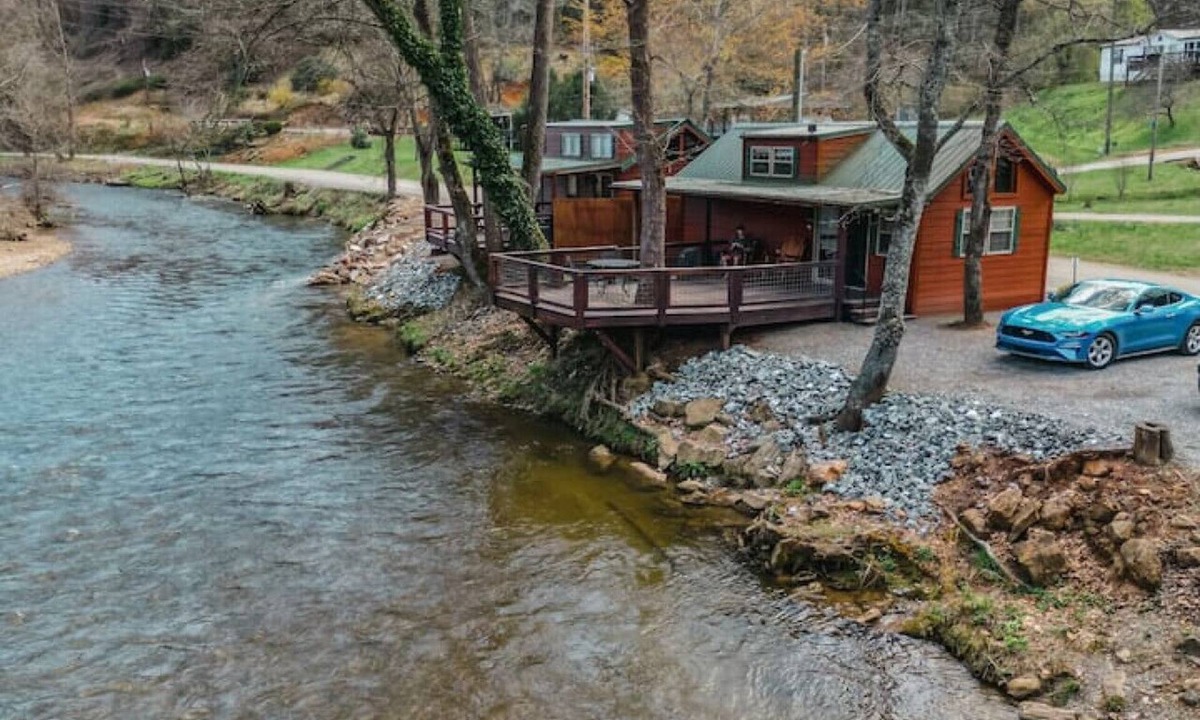 Dillsboro House | Riverfront Cabin with Deck and Fire Pit Near the Smoky Mountains!