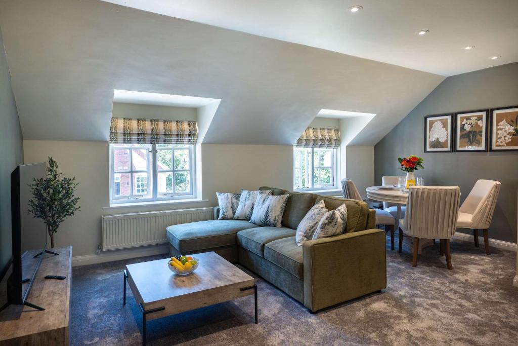 Congleton Apartment | Riverside Congleton Flat, Free Parking, Nr Peaks