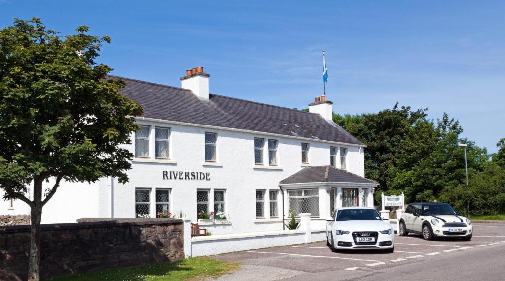 Ullapool House | Riverside