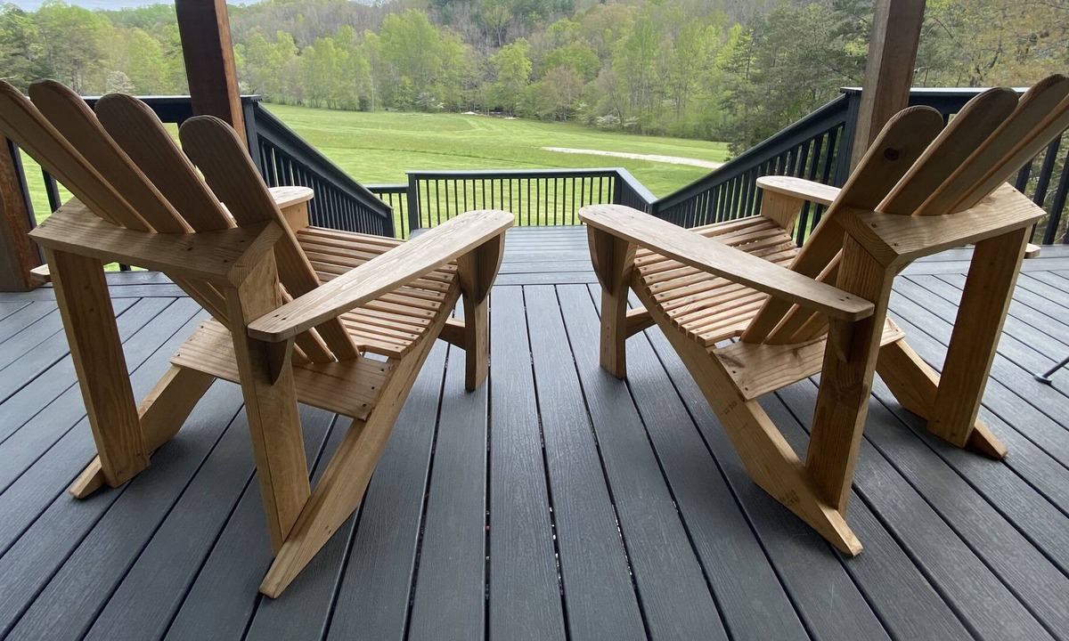 Asbury House | Riverside Home Along the Dan River Amidst 85 Acres of Privacy