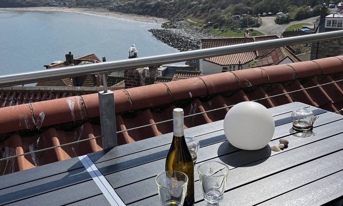 Runswick Bay Cottage | Runswick Bay Top Gallant Cottage - outside seating - sea and beach views