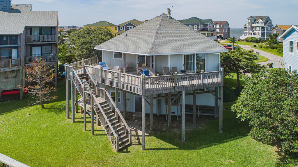Brigands' Bay House | Salty T - Stunning 3 Bedroom Canalfront Home in Frisco