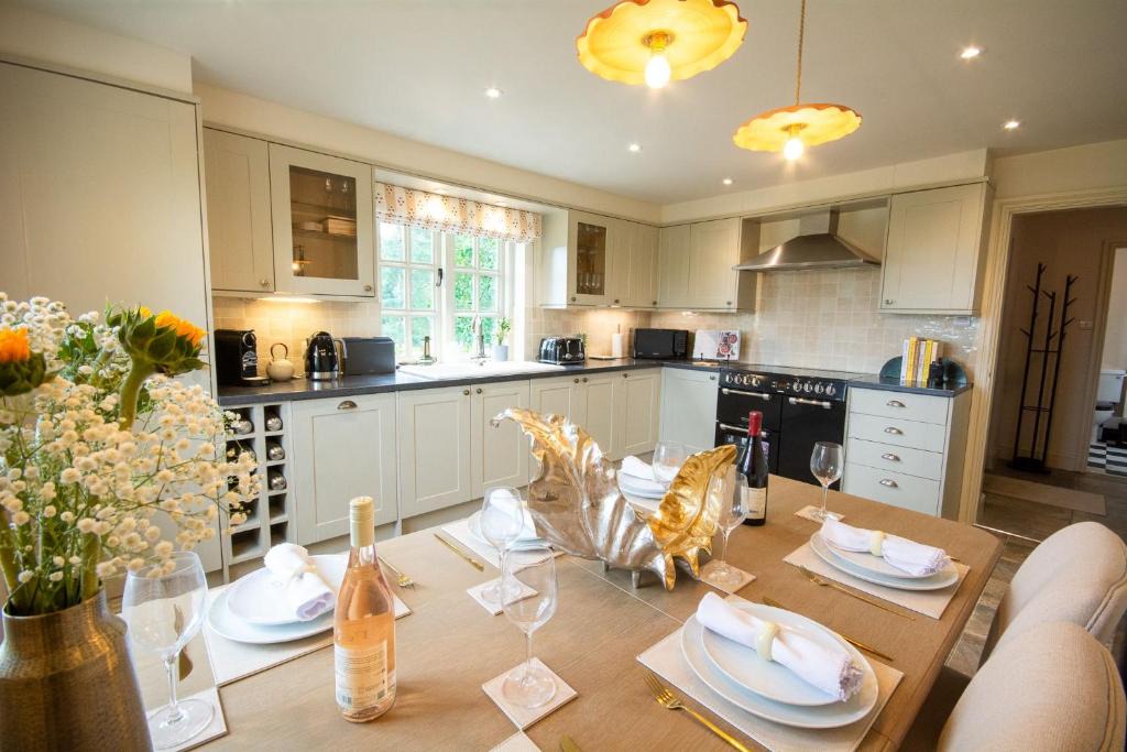 Burwardsley House | Sandstone 34