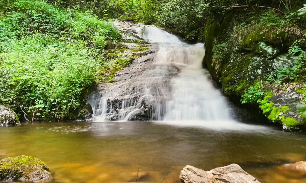 Sylva Cabin | Scenic Falls Cabin - Luxury Retreat w/Private 65’ Waterfall & Natural Pool