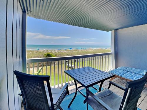 Wilmington Beach Apartment | Sea Colony #5A