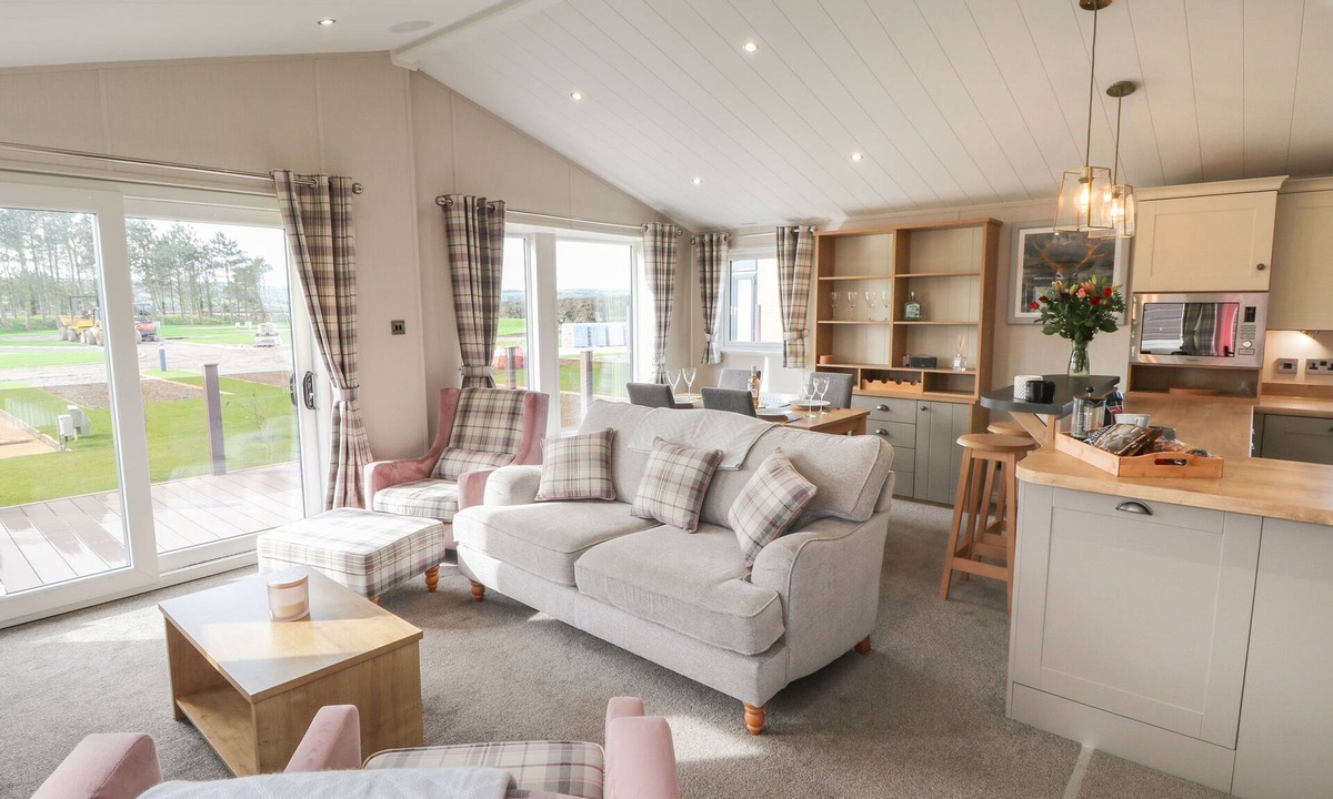 Runswick Bay Cottage | Sea Holly Lodge
