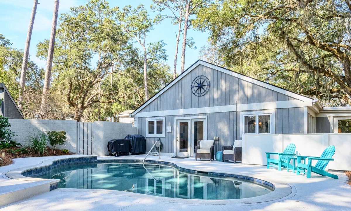 Lawton Woods House | Sea Pines pet friendly home