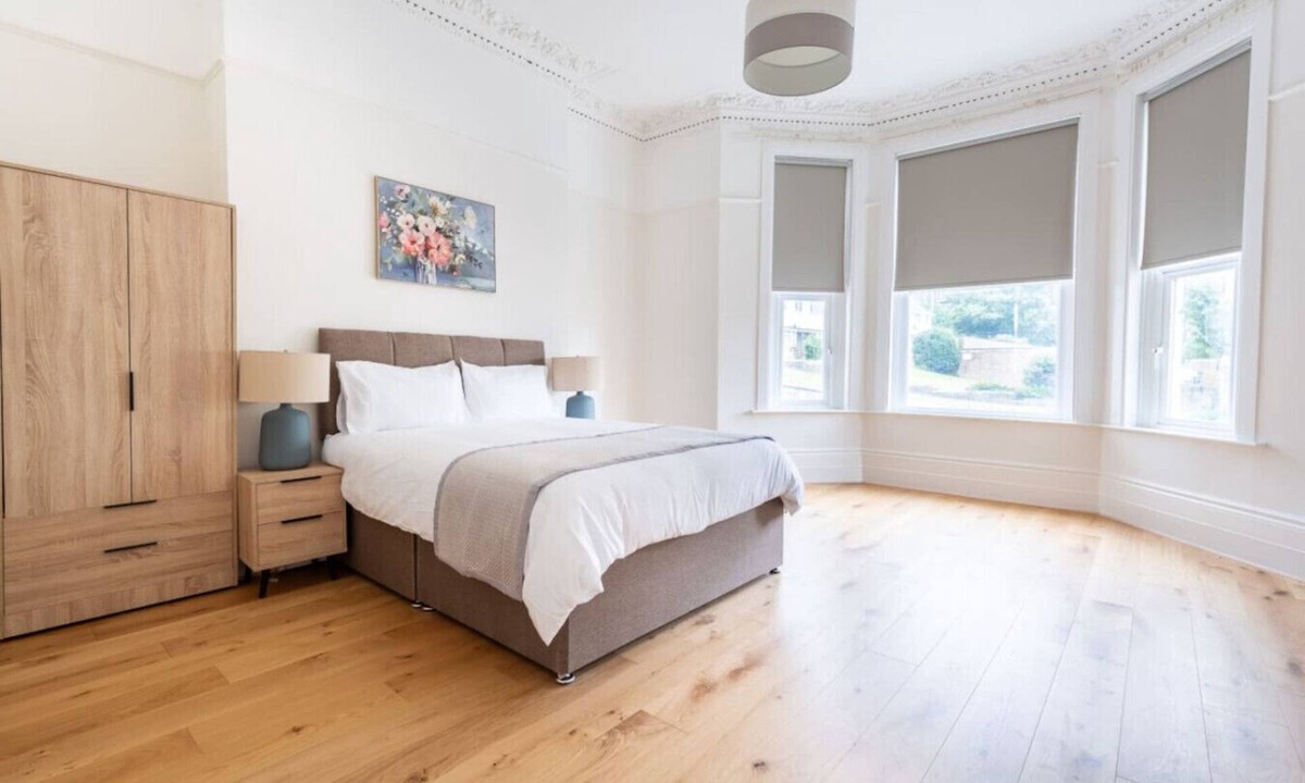 St Leonards-On-Sea Apartment | Seaside Sanctuary in St Leonards on Sea - Flat 3