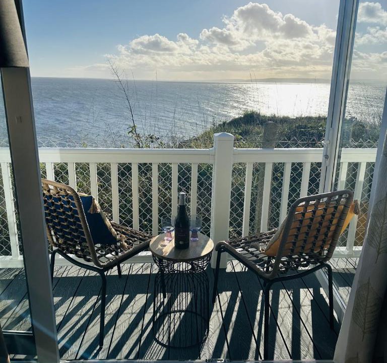 Rhoose House | Seaview