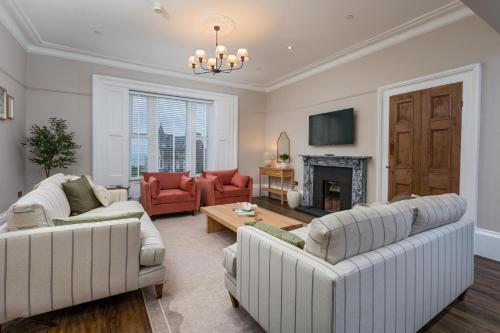 West Cliff House | Seaview