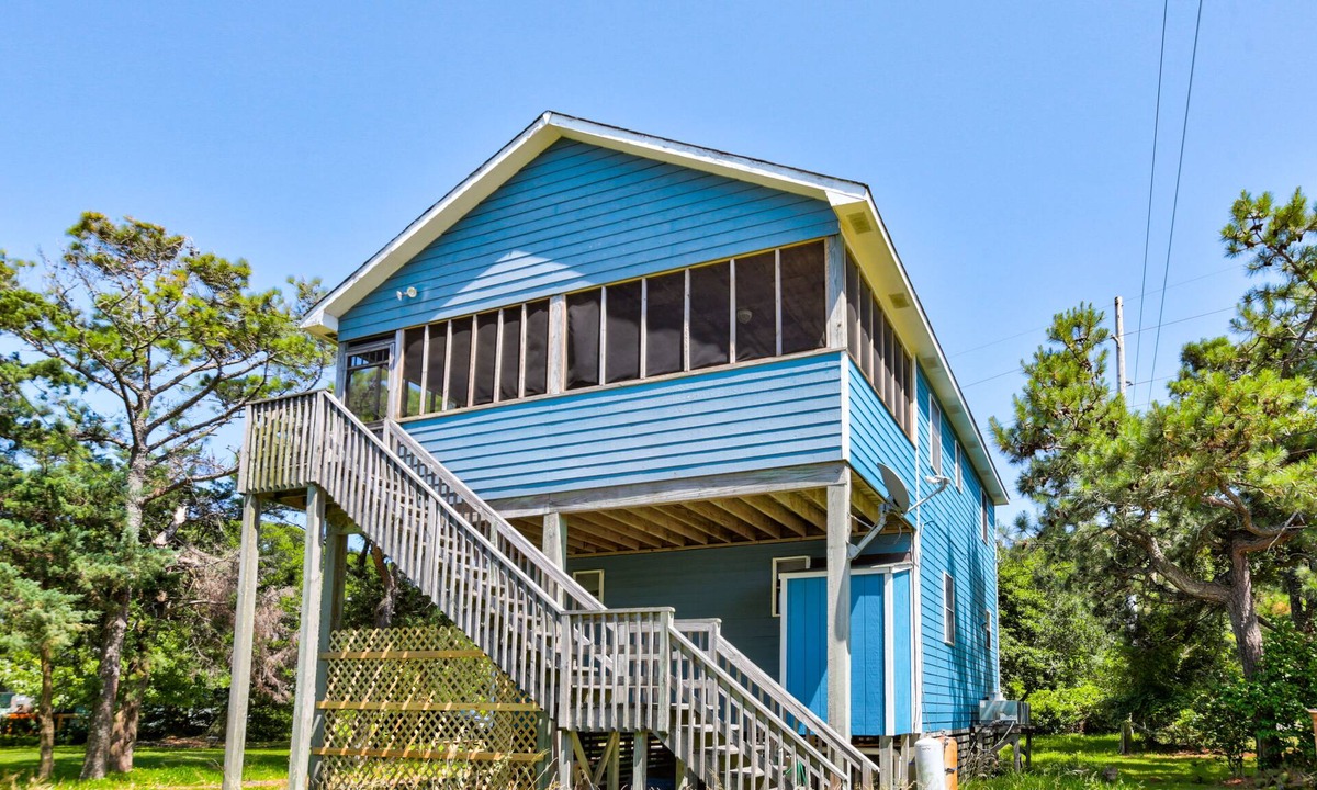 Frisco House | Secluded dog-friendly home with fast WiFi, washer/dryer, and central AC