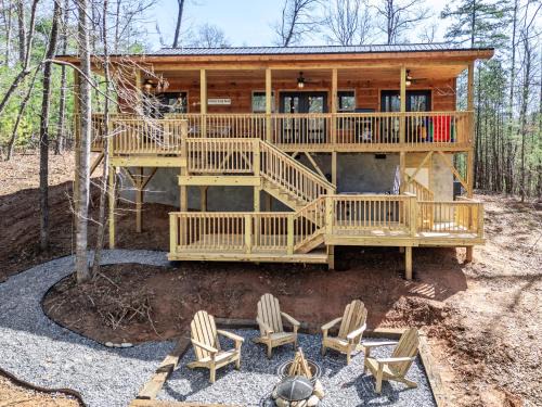 Unaka House | Secluded Mountain Cabin, Hottub, Fire pit, 4 Acres